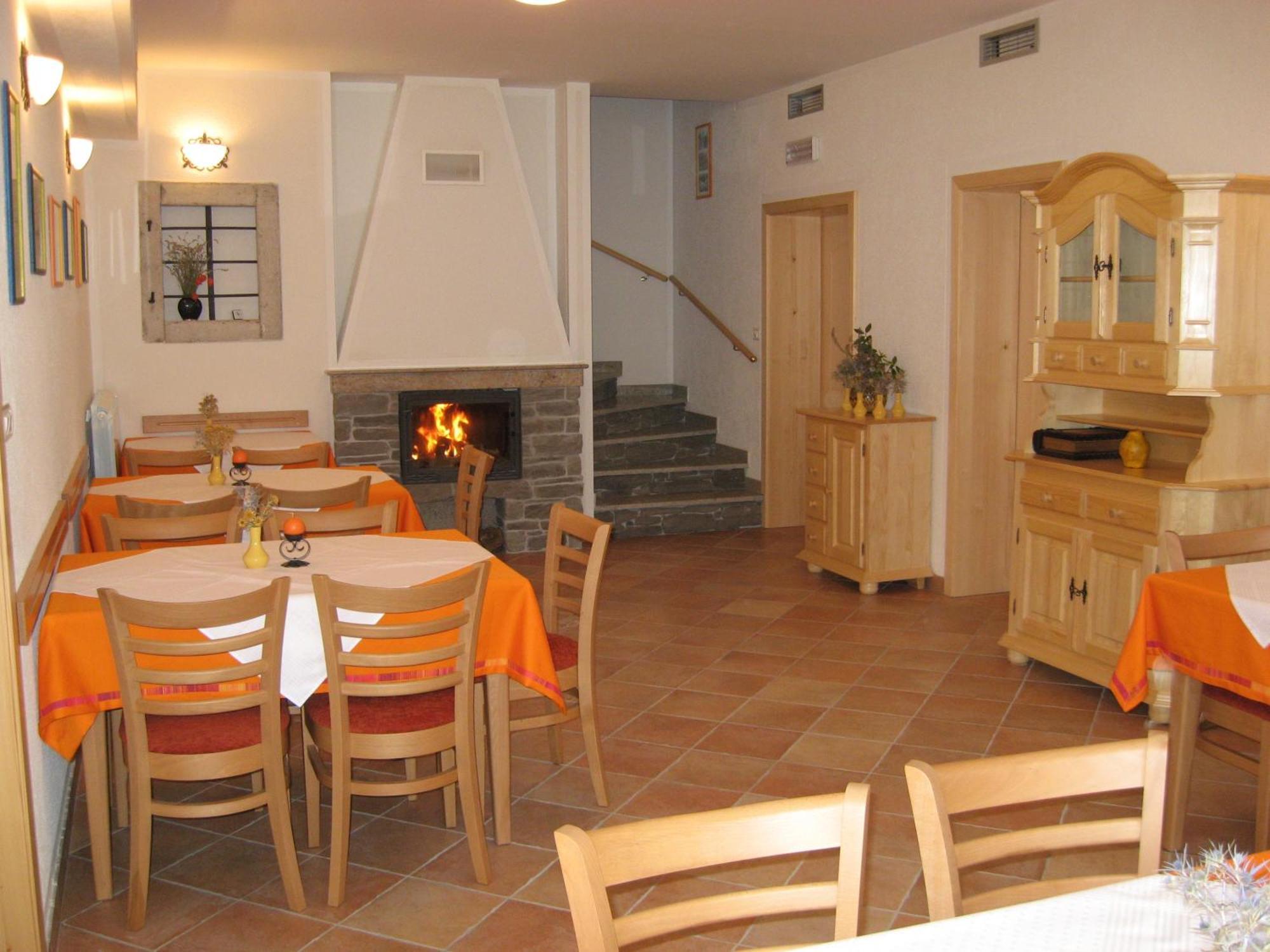 Pension Na Meji Pivka Extérieur photo